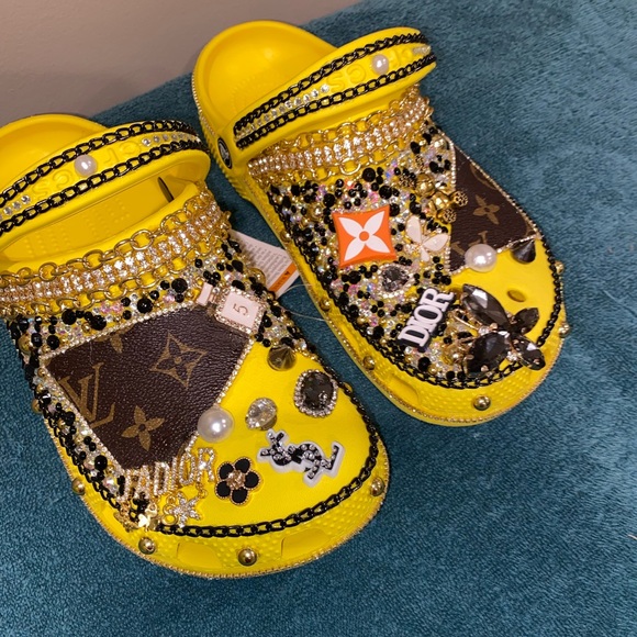 Bling Crocs - Picture 8 of 11